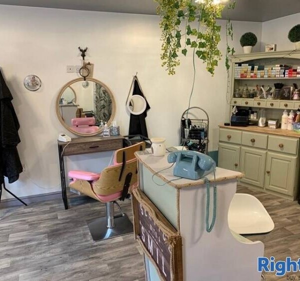 Well established traditional Hair Salon for sale Photo 3