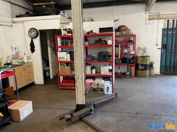 A Well Established Motor Vehicle Service, Repairs & Mechanical Repairs Business Photo 3