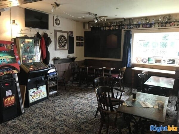 FREEHOLD PUBLIC HOUSE & RESTAURANT based STAFFORDSHIRE Photo 3