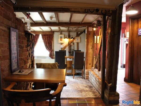 AFFLUENT SUFFOLK VILLAGE - FINE DINING DESTINATION FOOD LED 16TH CENTURY CHARACTER FREEHOUSE Photo 3