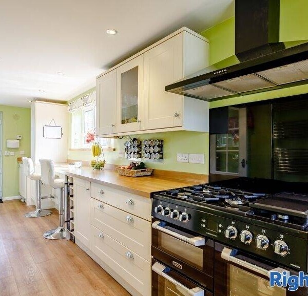 Beautiful Holiday Let Property in Wiltshire Photo 3