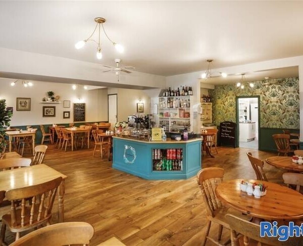 Cafe & Sandwich Bars For Sale in Barnoldswick Photo 3