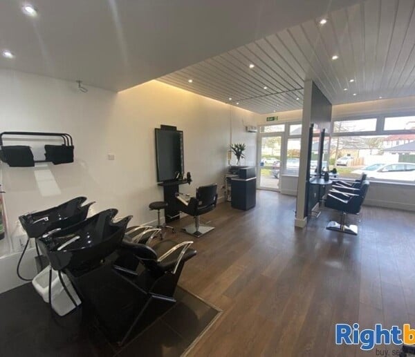 UNDER OFFER Stunning Well Established Hair Salon in Excellent Location Longniddry Photo 3