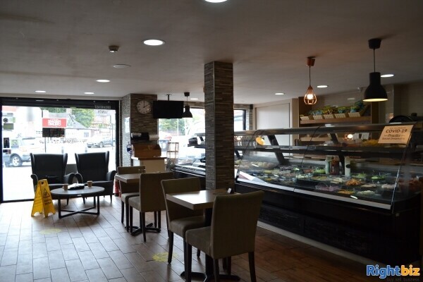 *closed* Established, refurbished cafe situated in a prime location Photo 3