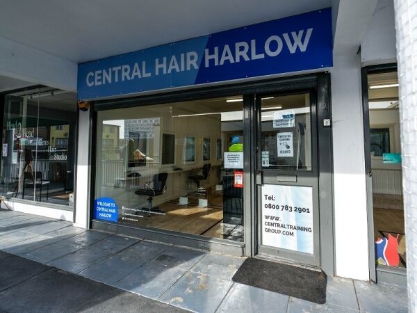 Extremely well established Hair & Beauty Salon for sale Photo 3