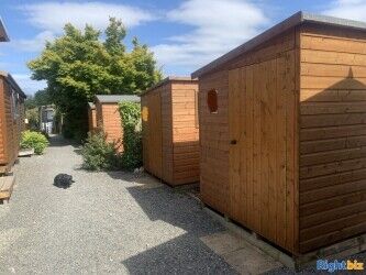 Leasehold shed and garden buildings/cabins retailer