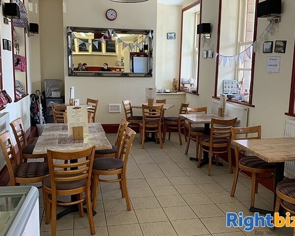 FANTASTIC WELL ESTABLISHED CAFE - LANCASHIRE Photo 3