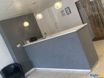 INDIAN TAKEAWAY FOR LEASE
