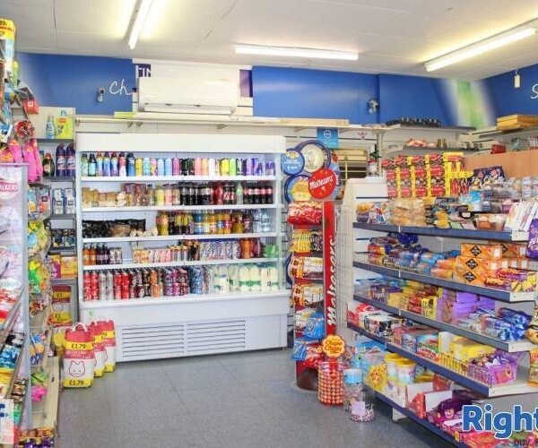 NEWSAGENTS & CONVENIENCE STORE - SAWTRY, CAMBRIDGESHIRE Photo 3