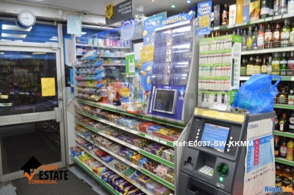 High Turnover Off Licence in a Prime Location - Tooting Photo 3