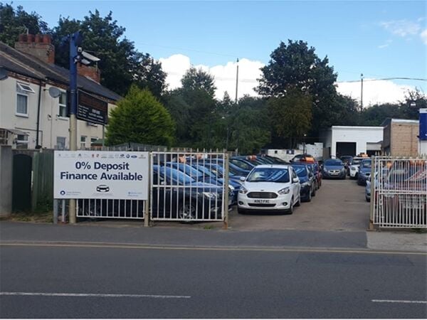 WELL ESTABLISHED CAR SALES & GARAGE BUSINESS - NOTTINGHAMSHIRE WELL ESTABLISHED CAR SALES & GARAGE BUSINESS - NOTTINGHAMSHIRE