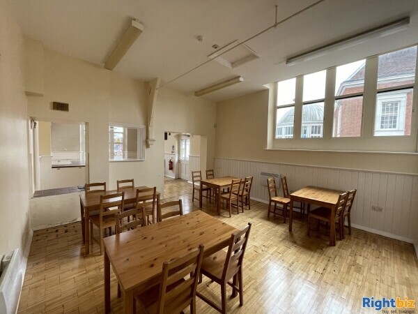 Coffee Shop/ Sandwich Bar To Let - Braintree Essex Photo 3