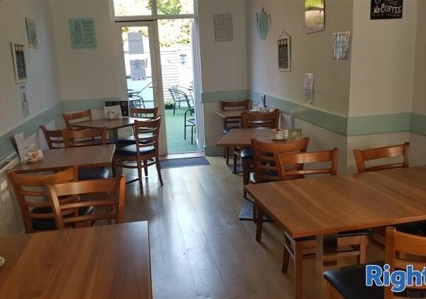 Cafe & Sandwich Bars For Sale in Belper Photo 3