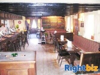 CEREDIGION - COASTAL VILLAGE PUBLIC HOUSE & RESTAURANT SURROUNDED BY A LARGE NUMBER OF HOLIDAY PARKS