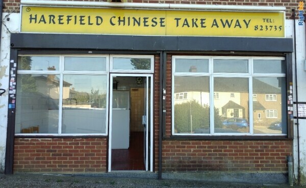 Family Run Chinese takeaway for sale with 4 bedrooms flat for sale in Harefield, London Photo 3
