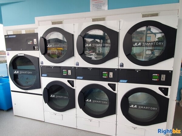 A LONG-RUNNING AND HIGHLY REPUTABLE COMMERCIAL LAUNDRY AND LAUNDERETTE Photo 3