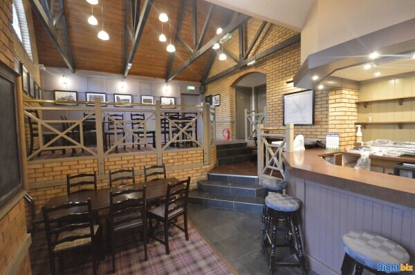 Substantial pub premises in a popular Fife village (ref 1416) Photo 3