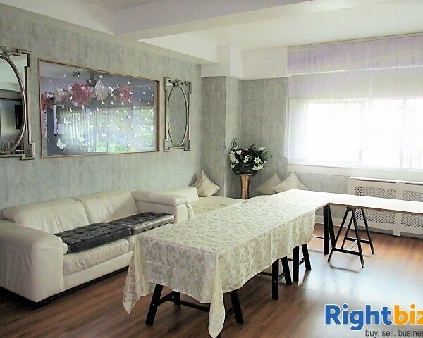 LEASEHOLD CAFE AND FUNCTION ROOM Photo 3