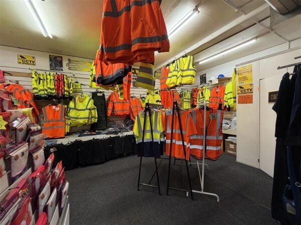 Retail For Sale in Leeds Retail For Sale in Leeds