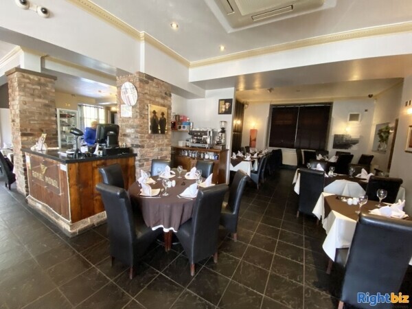 LICENSED RESTAURANT: FARNWORTH: Photo 3