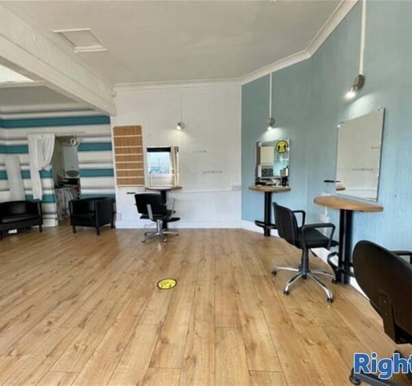 Hair Salons For Sale in Liversedge Photo 3