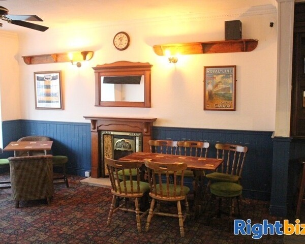 CEREDIGION - CASTLE HOTEL, LAMPETER - FORMER COACHING INN WITH 9 LETTING BEDROOMS Photo 3