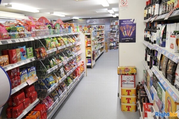 Convenience Store, Takeaway, Development Opportunity in the Heart of Aviemore Photo 3