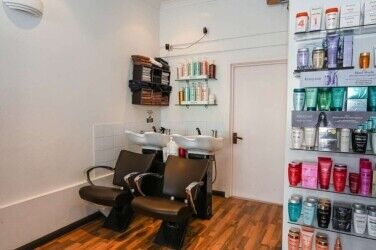 Established Hair Salon - Berkshire Photo 3