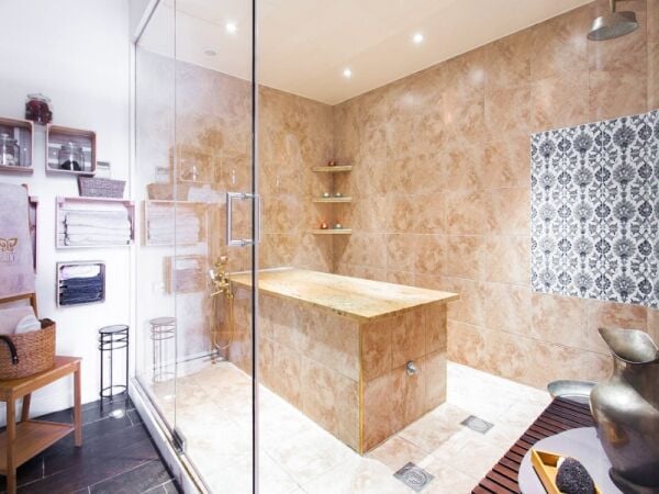 High-Street Beauty Salon for Sale – Established & Well-Loved High-Street Beauty Salon for Sale – Established & Well-Loved