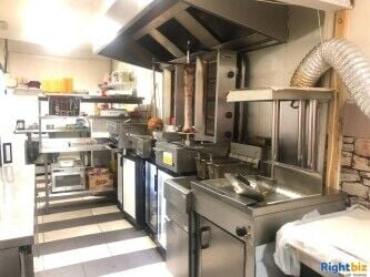 Pizza and Burger Take Away shop for sale - with 1 bedroom flat Pizza and Burger Take Away shop for sale - with 1 bedroom flat