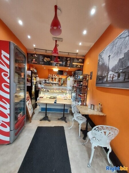 Coffee shop/Sandwich Bar for sale near a station parade in Harrow Photo 3