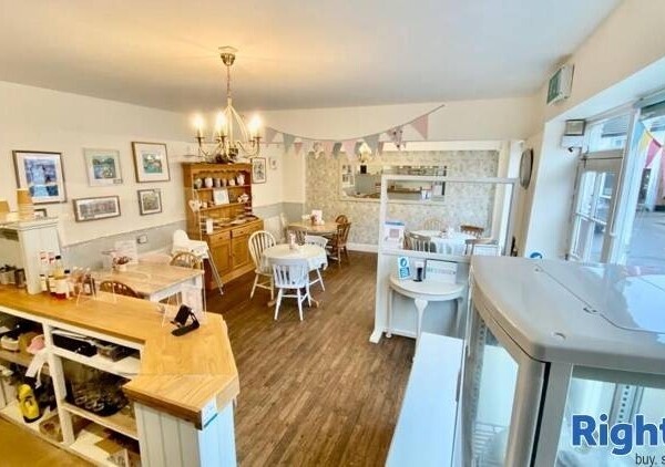 Leasehold Independent Tea Room Located in Keyworth Photo 3