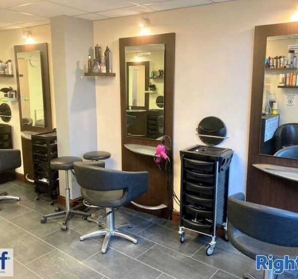 HAIR SALON Photo 3