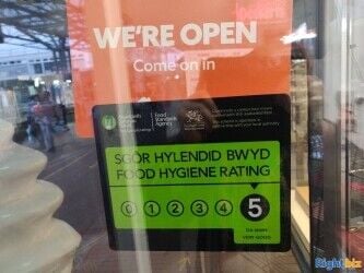 Desserts / bubble tea  shop/ cafe for sale in Cwmbran shopping centre south wales