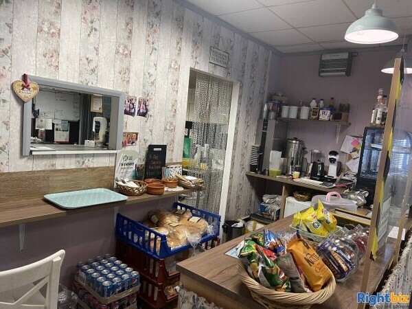 Leasehold cafe/Takeaway very busy, Derbyshire Photo 3