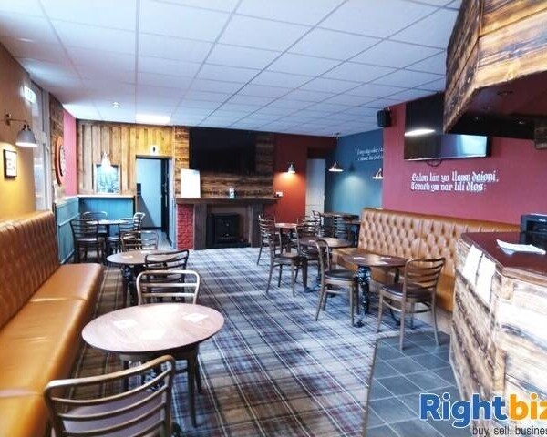 SWANSEA CITY - RECENTLY REFURBISHED & WELL ESTABLISHED TRADITIONAL COMMUNITY PUB Photo 3