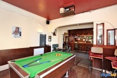 A sizeable, licensed business with huge potential in Laurencekirk, Aberdeenshire. (ref 1435)