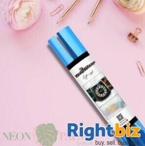 A leading (online) retailer of craft products, materials and related items. Photo 3
