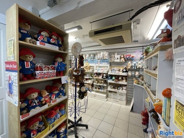 AN ESTABLISHED INDEPENDENT TEDDY BEAR AND GIFT SHOP SITUATED IN THE HEART OF BAKEWELL TOWN CENTRE Photo 3