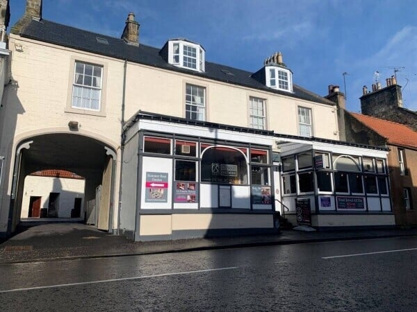 Outstanding Hotel Opportunity in Aberdour, Fife. (ref 1431) Photo 2