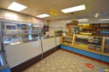 Popular traditional Fish and Chip Shop for sale in Glenrothes. (ref 1437) Popular traditional Fish and Chip Shop for sale in Glenrothes. (ref 1437)
