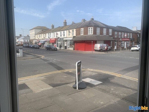 Hairdressers Salon for sale Photo 3