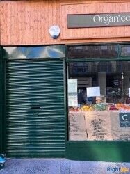 Well presented Organic Grocery fully refurbished. Well presented Organic Grocery fully refurbished.