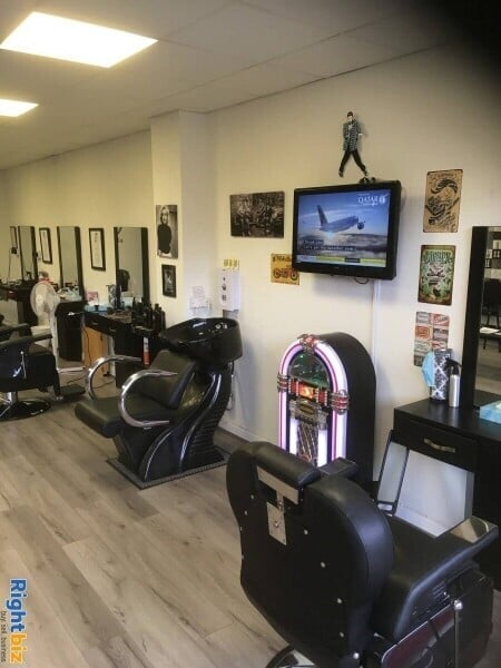 Barbers shop for sale Photo 3