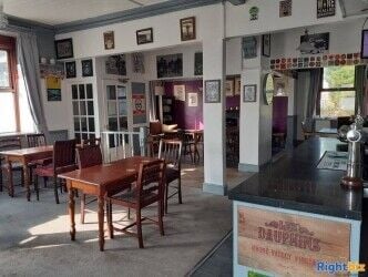 SOUTH WALES - VILLAGE CENTRE PUBLIC HOUSE & RESTAURANT WITH LETTING ACCOMMODATION Photo 3
