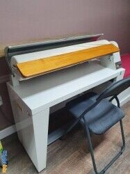 LEASEHOLD BARBERSHOP/LAUNDRY FOR SALE LEASEHOLD BARBERSHOP/LAUNDRY FOR SALE