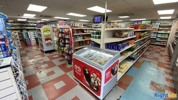 Convenience & Off Licence Store with Well Presented 4 Bedroom Property in Seaside Town Seaham Photo 3
