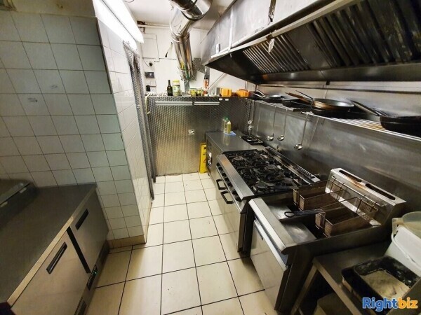 WOODFIRED PIZZA RESTAURANT & TAKEAWAY – LICENCE TILL 0100 Photo 3