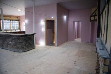 LONDON - GROUND FLOOR LOCK-UP PUB