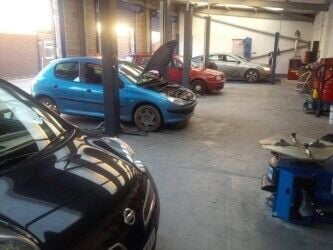 A HIGHLY REPUTABLE VEHICLE DIAGNOSTICS, REPAIR, MOT, AND TYRE SERVICE Photo 3